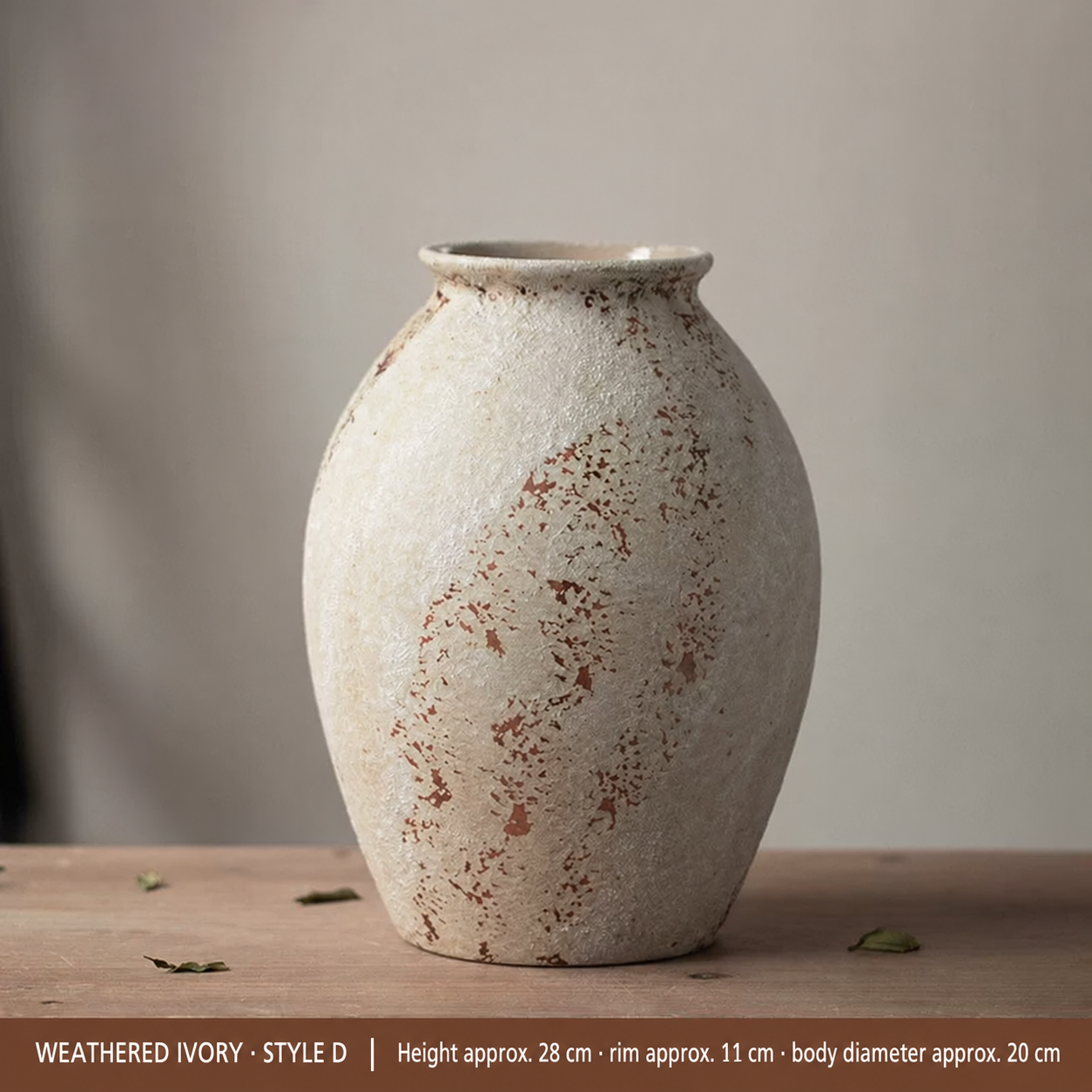 Vase — ivory · speckled